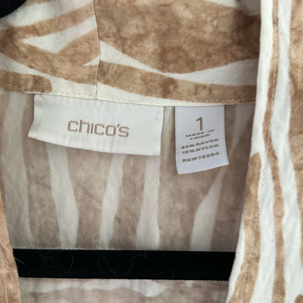 Chico’s Lightweight Animal Print Cardigan Jacket - Picture 2 of 3